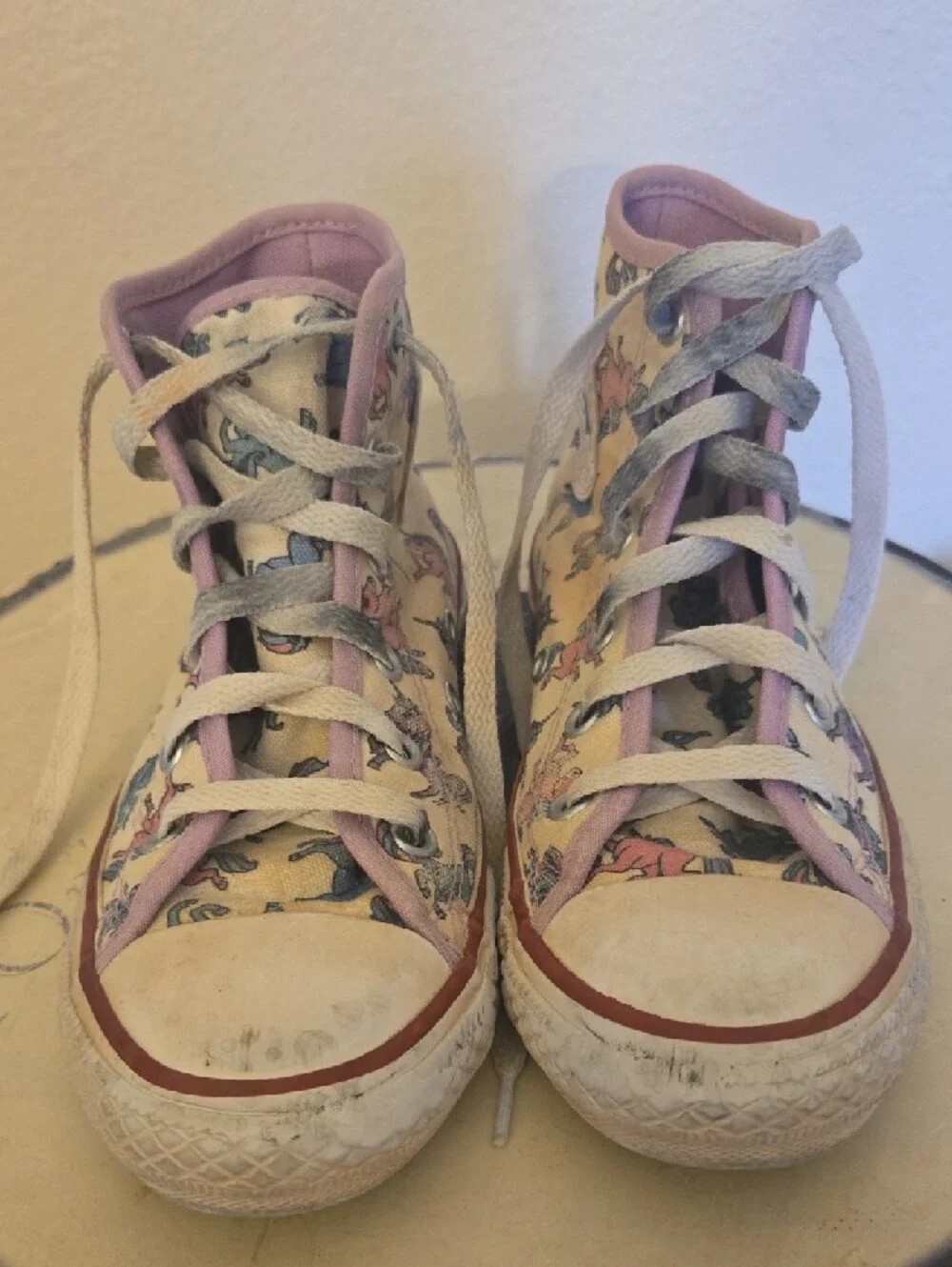 Converse Girls High-Top Unicorn Print Sneakers in Cream and Purple